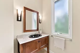 18113 Saratoga-Los Gatos Rd, Monte Sereno, CA 95030 - Photo 24