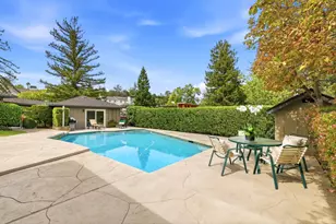 18113 Saratoga-Los Gatos Rd, Monte Sereno, CA 95030 - Photo 30