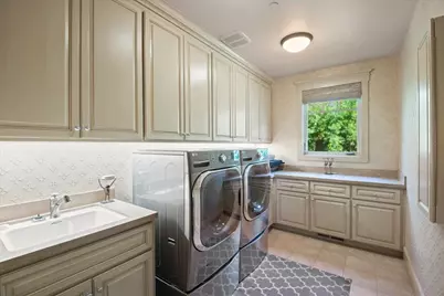 17055 Pine Ave, Los Gatos, CA 95032 - Photo 102