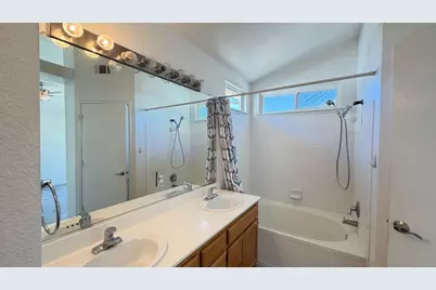 2102 Homecoming Way, Brentwood, CA 94513 - Photo 18