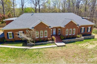 11600 Idlewild Road - Photo 1