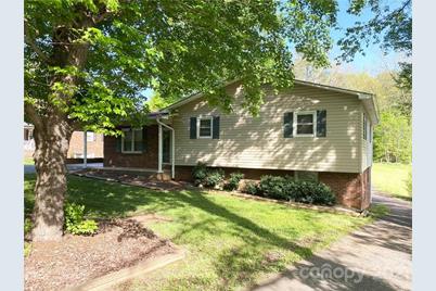 2226 Olde Well Road - Photo 1