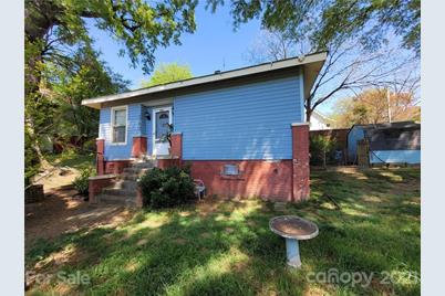 324 Belmont Circle - Photo 1