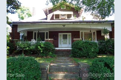 493 Rutherford Road - Photo 1
