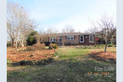 620 Charles Franklin Street - Photo 1