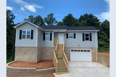 1234 39th St Circle SW, Hickory, NC 28602 - Photo 1