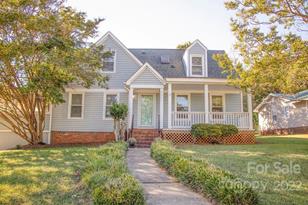 6412 Old Meadow Rd, Charlotte, NC 28227 - MLS 3837880 - Coldwell 