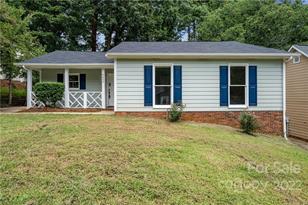 7405 Lockmont Dr, Charlotte, NC 28212 - MLS 3897349 - Coldwell Banker