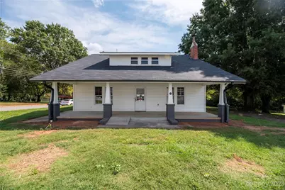 328 Miller Avenue, Statesville, NC 28677 - Photo 1