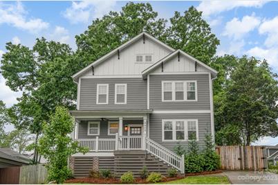 2409 Columbus Circle, Charlotte, NC 28208 - Photo 1