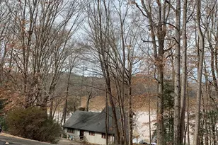231 Overlook Dr, Troy, NC 27371 - Photo 1
