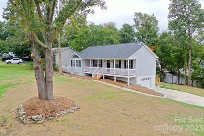 100 Hidden Hills Drive, Thomasville, NC 27360 - Photo 1