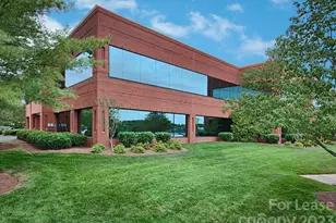 1200 Ridgefield Blvd, Asheville, NC 28806 - Photo 1