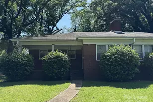 2002 Weststone Dr, Charlotte, NC 28208 - Photo 1