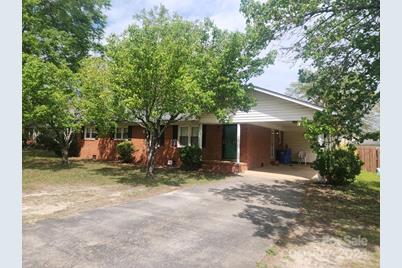 108 N Pine Street, Pageland, SC 29728 - Photo 1