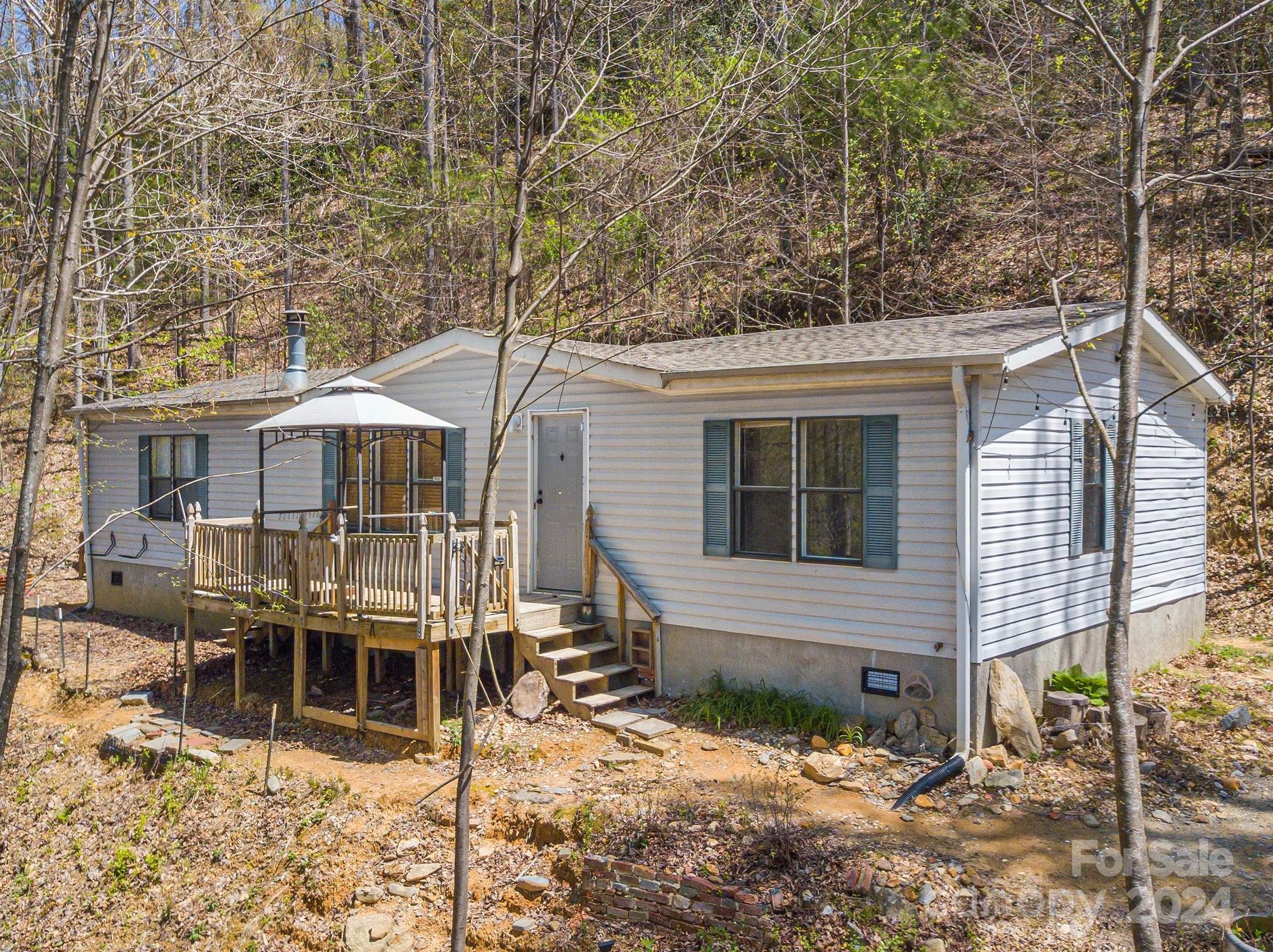 590 Hutch Mountain Rd, Fletcher, NC 28732 - MLS 4129633 - Coldwell Banker