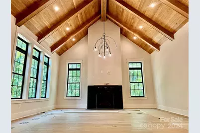 4952 Charmapeg Avenue, Charlotte, NC 28211 - Photo 1