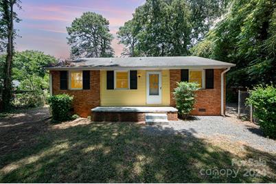 5152 Grapevine Drive, Charlotte, NC 28217 - Photo 1