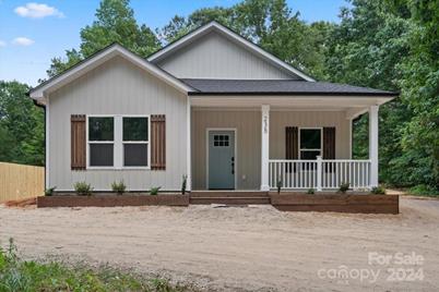 235 Oakview Road, Linwood, NC 27299 - Photo 1