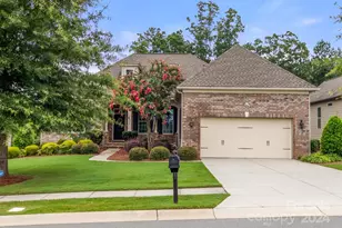 15814 Vale Ridge Dr, Charlotte, NC 28278 - Photo 1