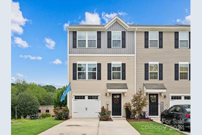 1004 Rushing Lane, Fort Mill, SC 29715 - Photo 1