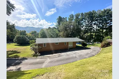 236 Mountain Crest Road, Swannanoa, NC 28778 - Photo 1