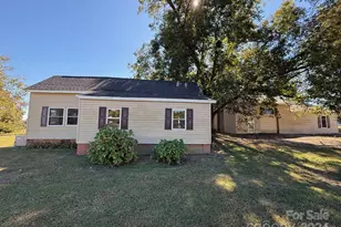 16 New York Ave, Peachland, NC 28133 - Photo 1