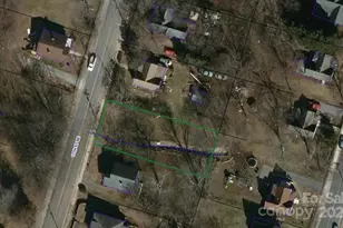 49 13th St SE, Hickory, NC 28602 - Photo 1