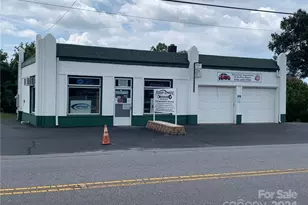 3239 W Main St, Claremont, NC 28610 - Photo 1