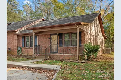 124 Ashleigh Court, Fort Mill, SC 29715 - Photo 1