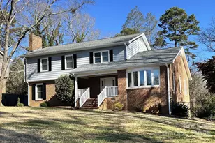 1364 5th St Cir NW, Hickory, NC 28601 - Photo 1