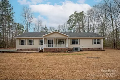 421 Pineland Court, Catawba, SC 29704 - Photo 1