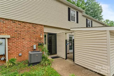 5929 Quail Hollow Road #B, Charlotte, NC 28210 - Photo 1