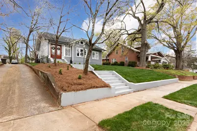 423 W Bell Street, Statesville, NC 28677 - Photo 1
