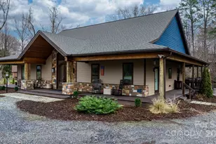 406 3rd Ave NE, Conover, NC 28613 - Photo 1
