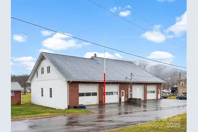 1679 Barnardsville Highway, Barnardsville, NC 28709 - Photo 1