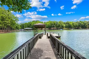 228 Wildwood Cove Dr, Mooresville, NC 28117 - Photo 1