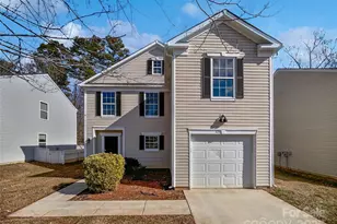 1121 Swearngan Ridge Ct, Charlotte, NC 28216 - Photo 1