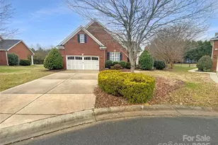 2702 Occaneechi Ct, Waxhaw, NC 28173 - Photo 1