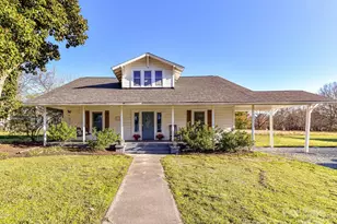 214 W Elm St, Wingate, NC 28174 - Photo 1