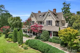 322 Killarney St, Hendersonville, NC 28792 - Photo 1