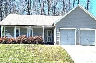 2630 Sloan Dr, Charlotte, NC 28208 - Photo 1