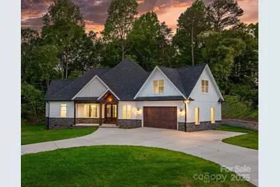 3732 Whitney Drive NE, Hickory, NC 28601 - Photo 1