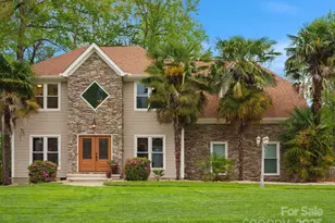 9009 Stourbridge Dr, Huntersville, NC 28078 - Photo 1