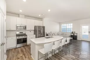 6048 Chelsea Oaks Rdg, Tega Cay, SC 29708 - Photo 1