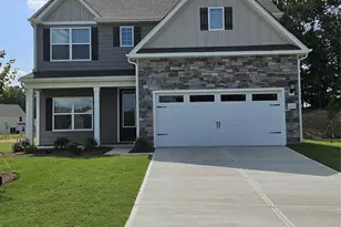 131 Jacobs Hl Pl, Troutman, NC 28166 - Photo 1