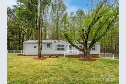 105 Mountain Brook Drive, Bessemer City, NC 28016 - Photo 1