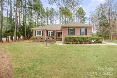 8801 Oldenburg Drive, Mount Pleasant, NC 28124 - Photo 1