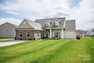 118 Heathrow Ln, Statesville, NC 28677 - Photo 1