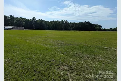 2128 N Fifth Street, Hartsville, SC 29550 - Photo 1